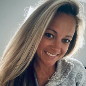 Meet your Posher, Candice